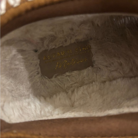 Altar’d State Moccasin - Picture 5 of 6